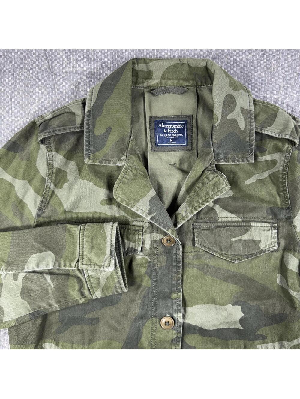 Abercrombie Jacket Women's M Camo Button Up